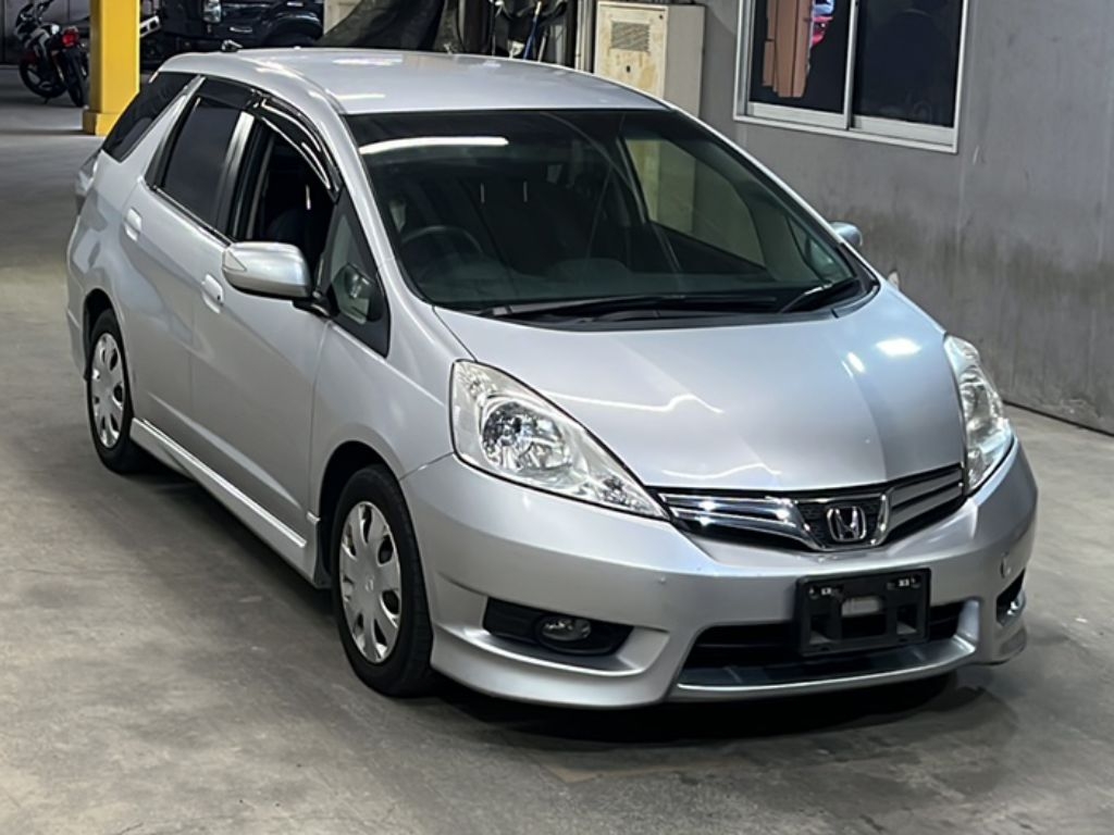 HONDA FIT SHUTTLE