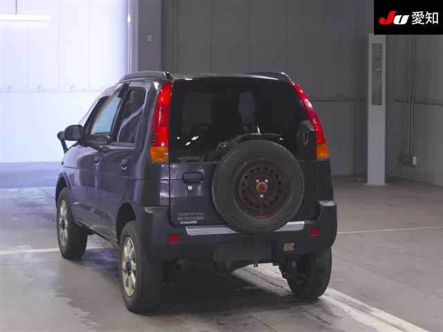 DAIHATSU TERIOS KID