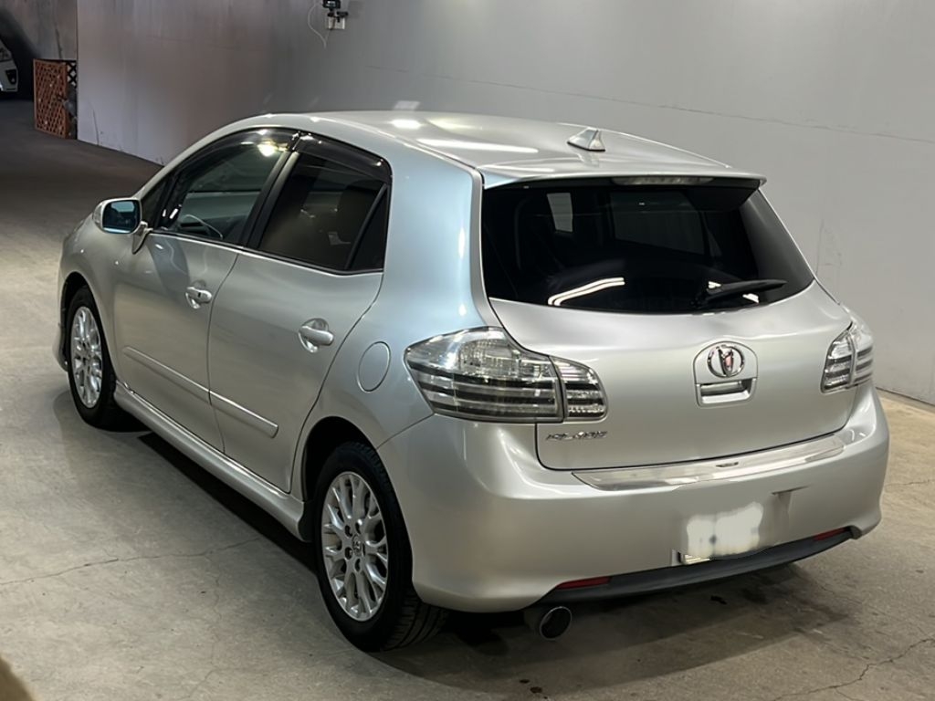 TOYOTA BLADE