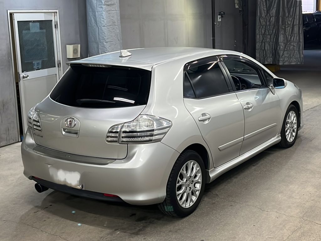 TOYOTA BLADE