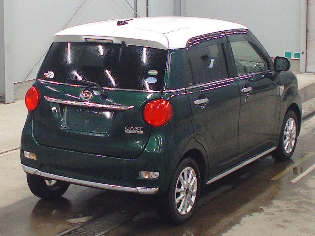 DAIHATSU CAST