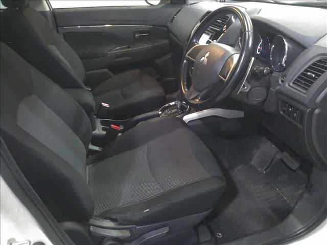 MITSUBISHI RVR