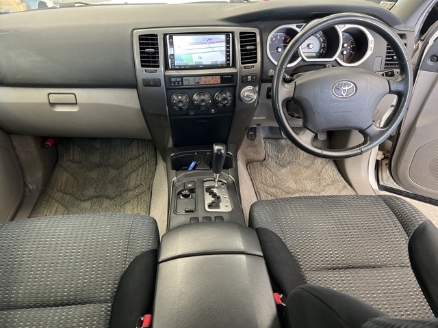 TOYOTA HILUX SURF