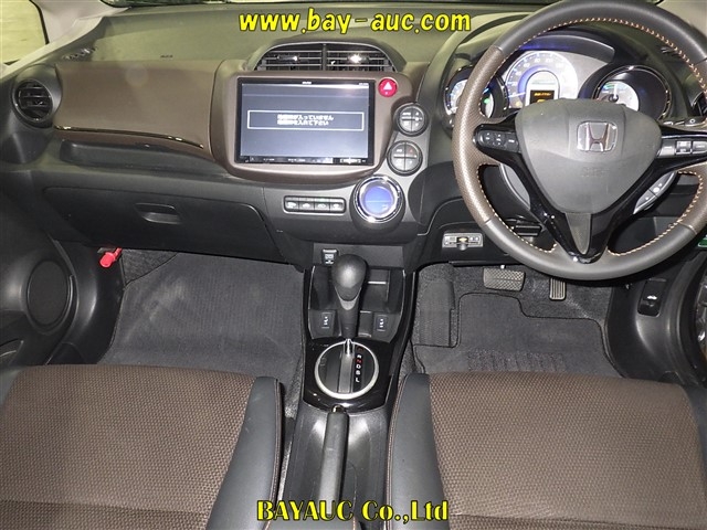 HONDA FIT SHUTTLE