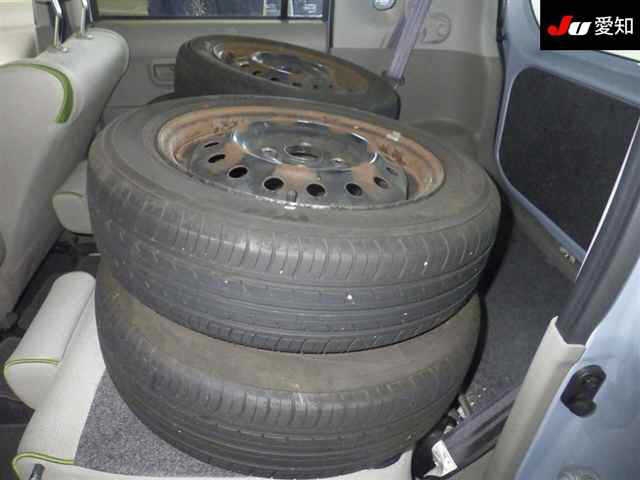 TOYOTA PIXIS SPACE
