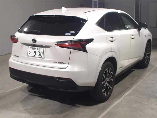 LEXUS NX300H