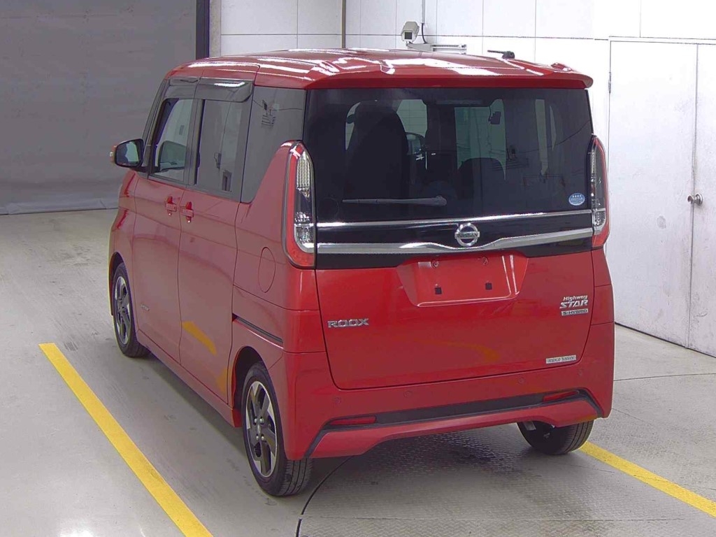 NISSAN ROOX