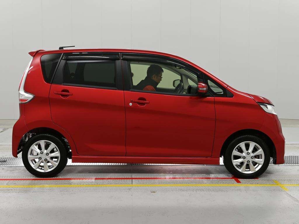 MITSUBISHI EK CUSTOM