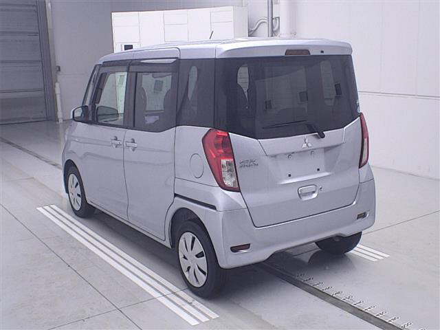 MITSUBISHI EK SPACE