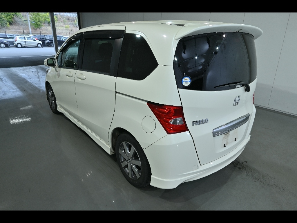 HONDA FREED