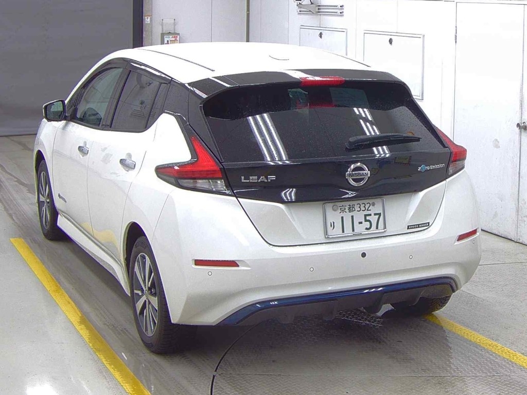 NISSAN LEAF