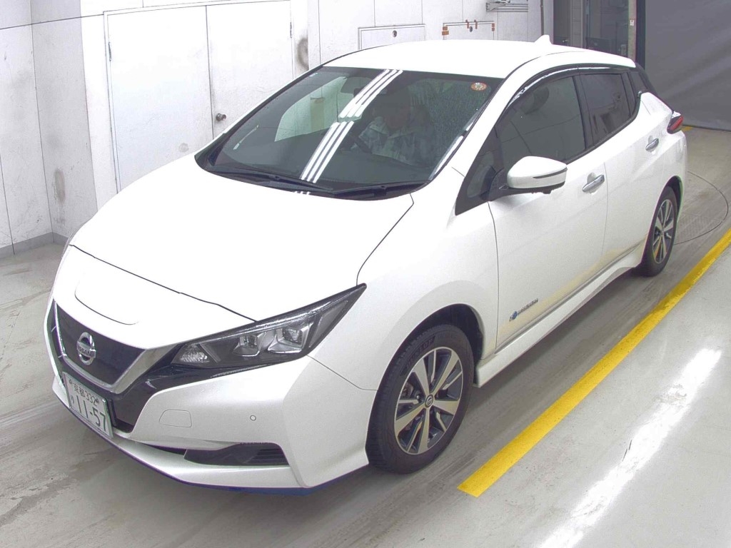 NISSAN LEAF