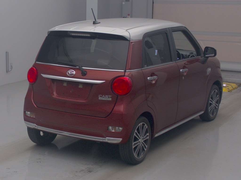 DAIHATSU CAST