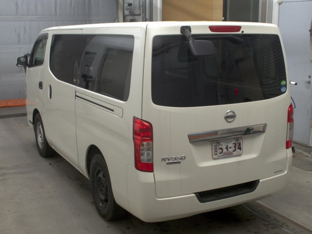 NISSAN NV350 CARAVAN