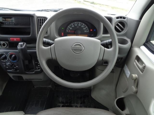 NISSAN NV100 CLIPPER