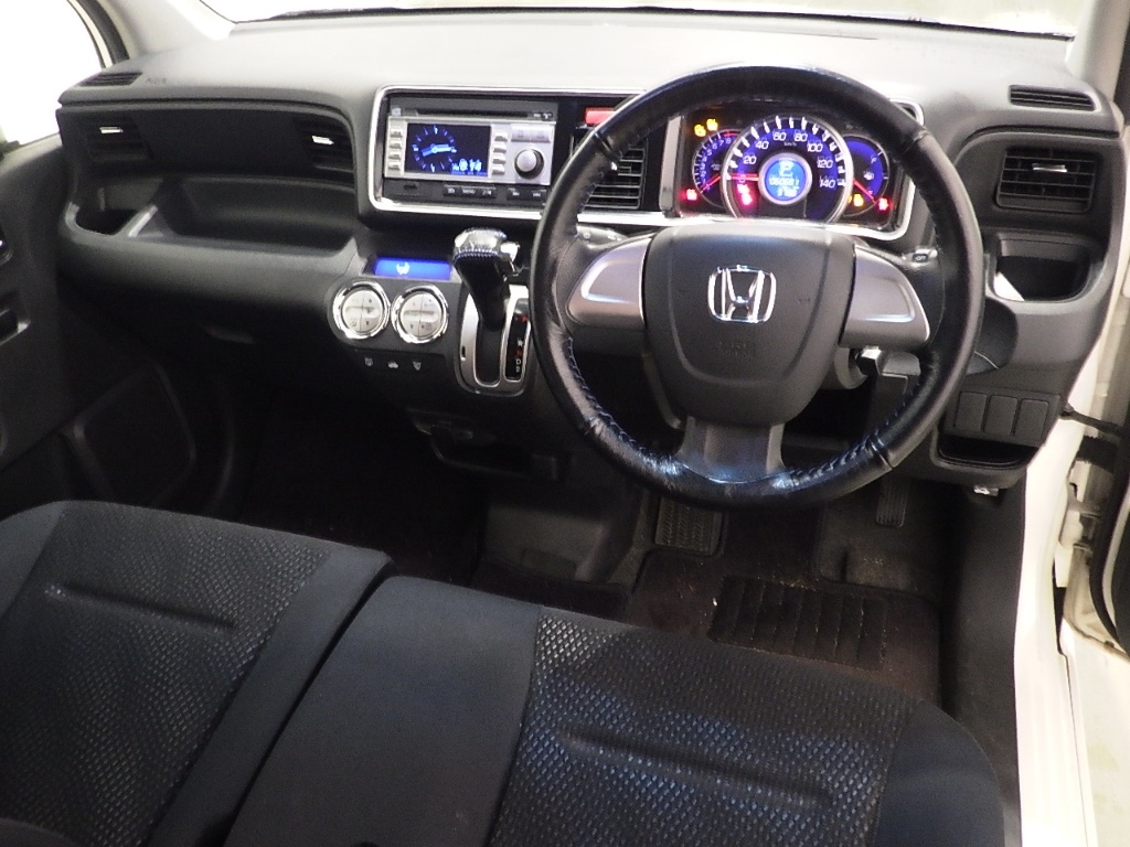 HONDA LIFE