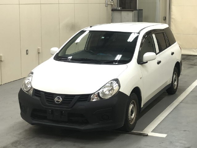 NISSAN AD