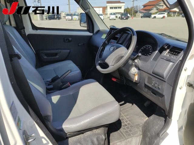 TOYOTA LITE ACE