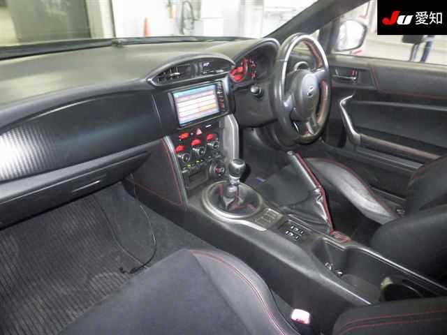 SUBARU BRZ