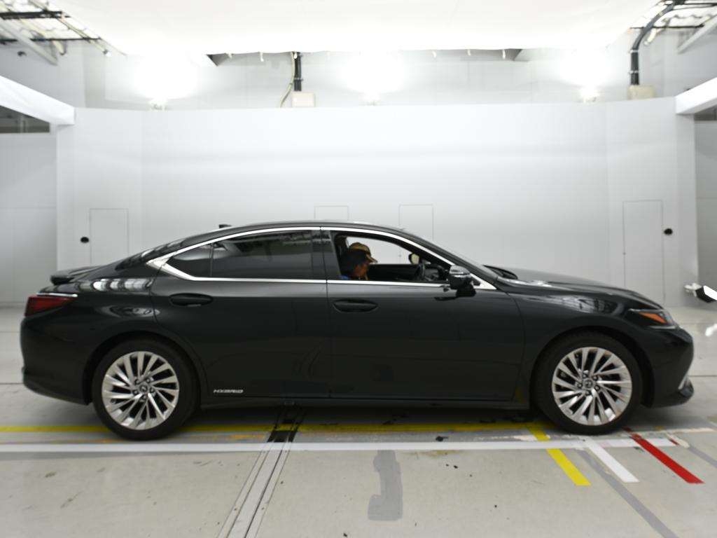 LEXUS ES300H
