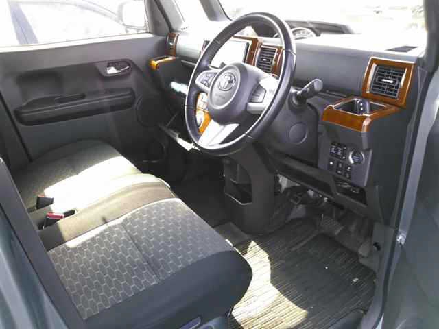 TOYOTA PIXIS MEGA