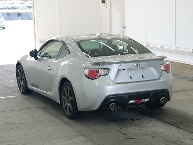 TOYOTA GT 86