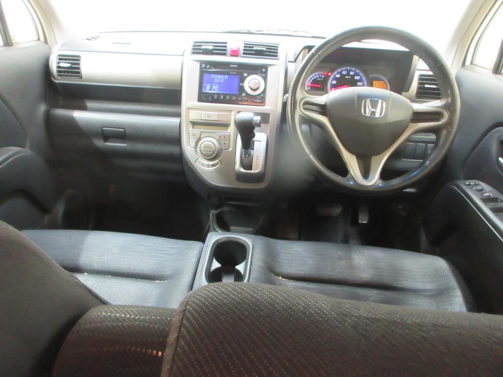 HONDA ZEST