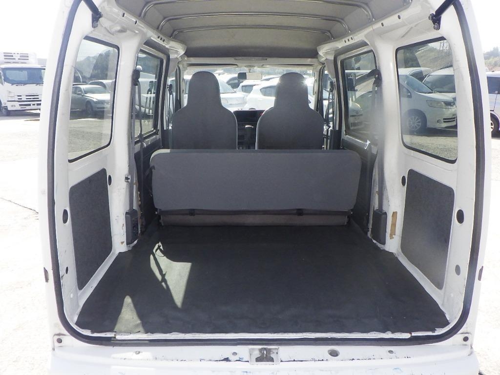 TOYOTA PIXIS VAN