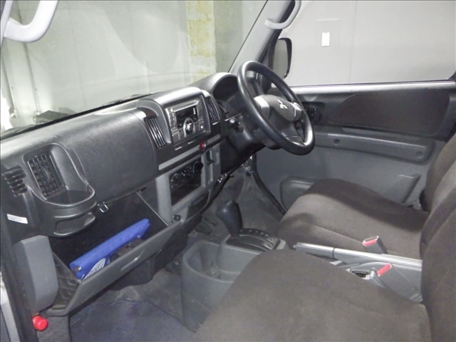 MITSUBISHI TOWN BOX