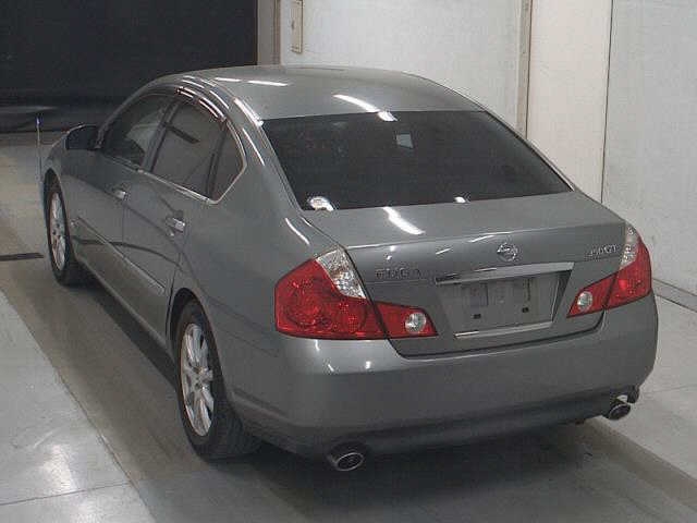 NISSAN FUGA