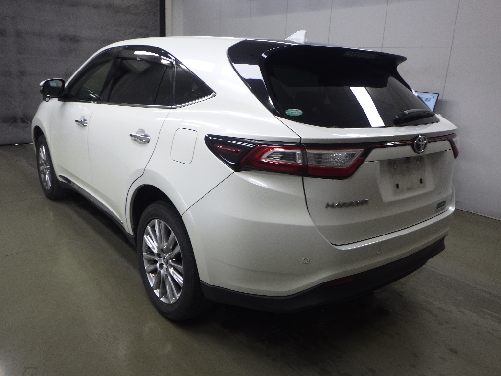 TOYOTA HARRIER