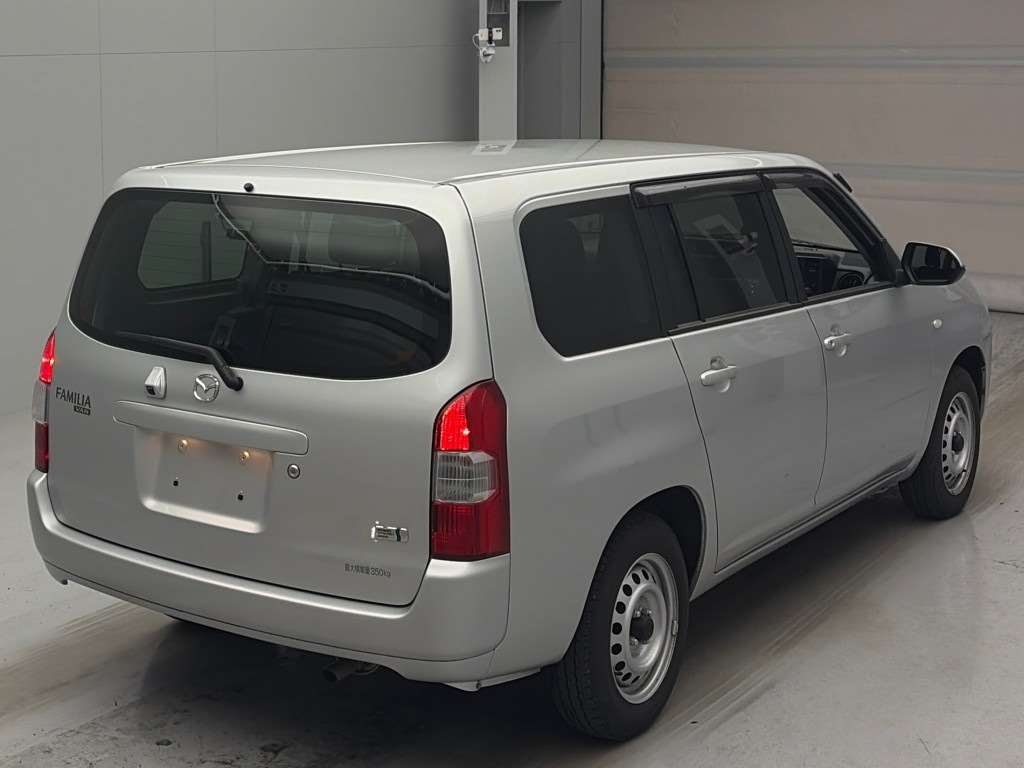 MAZDA FAMILIA
