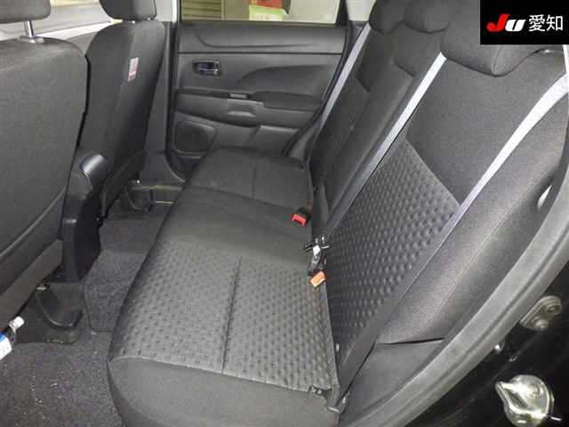 MITSUBISHI RVR