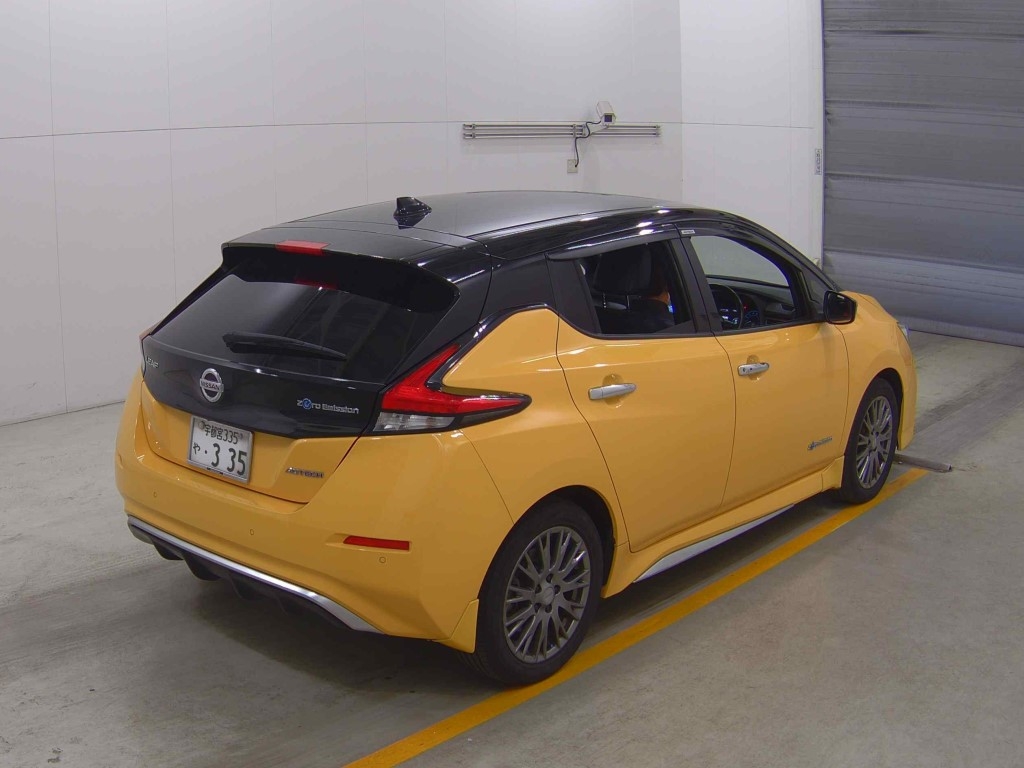 NISSAN LEAF