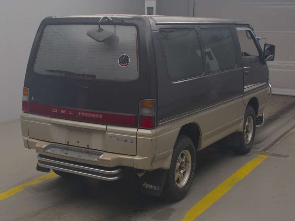 MITSUBISHI DELICA