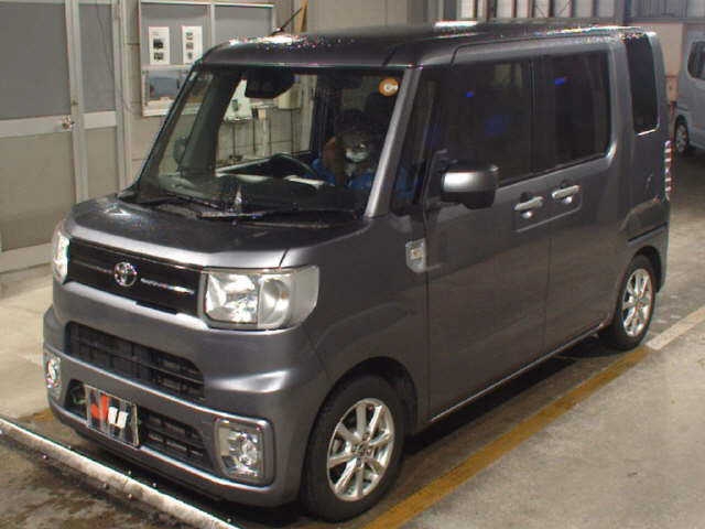 TOYOTA PIXIS MEGA