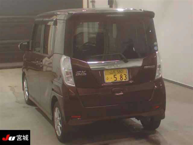 MITSUBISHI EK SPACE