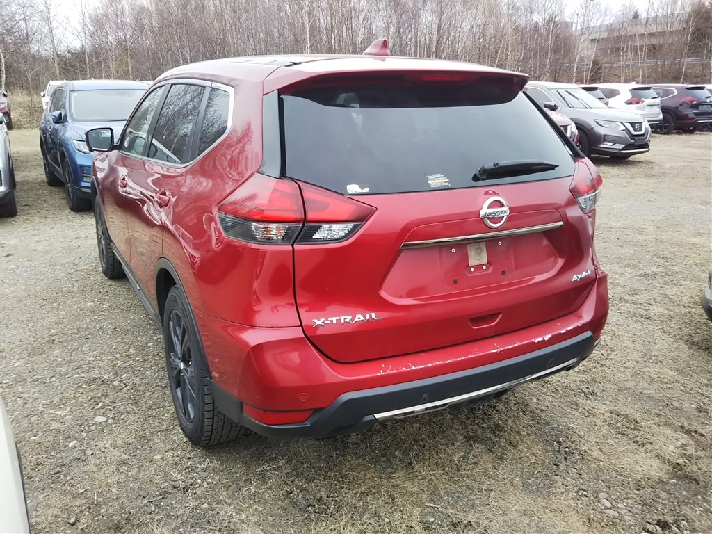 NISSAN X-TRAIL