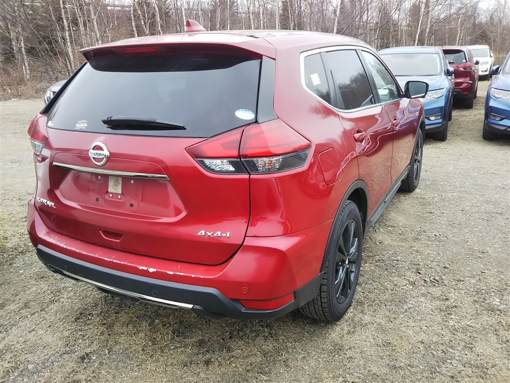 NISSAN X-TRAIL