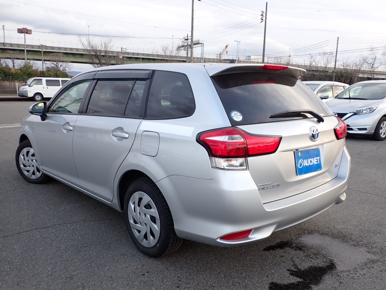 TOYOTA COROLLA FIELDER