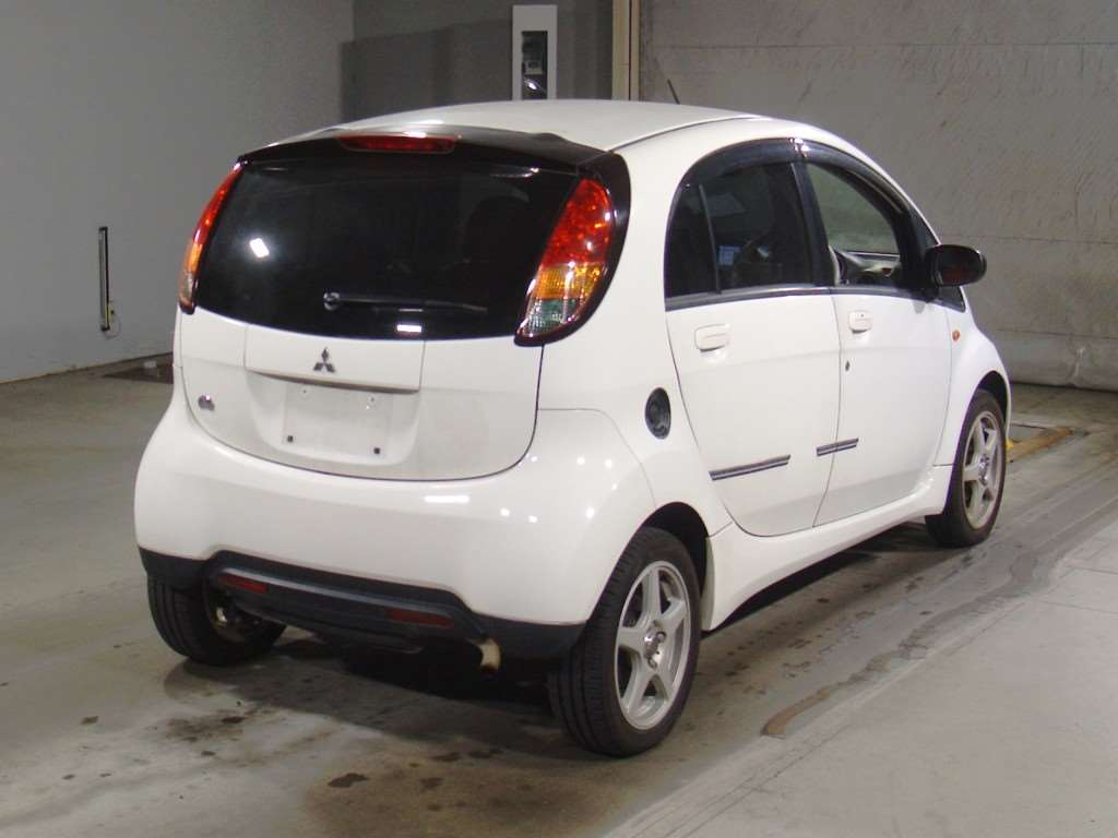 MITSUBISHI I