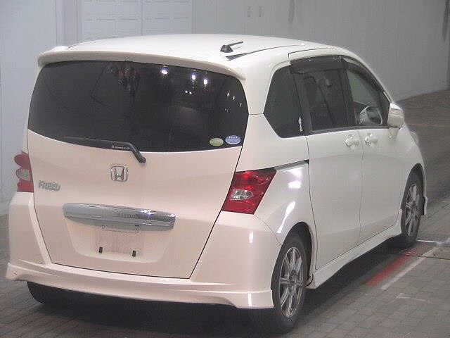 HONDA FREED