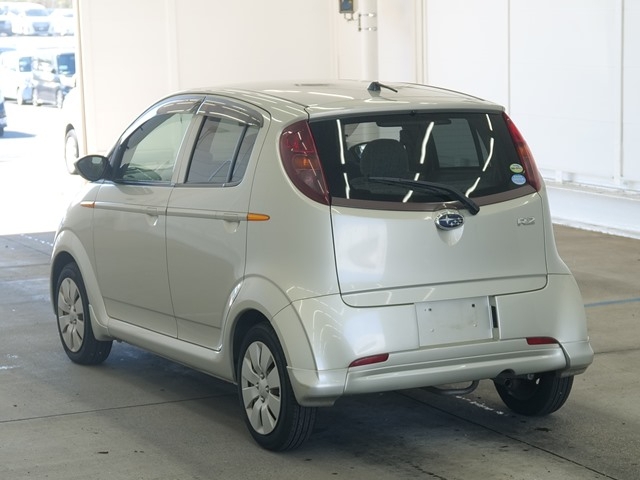 SUBARU R2