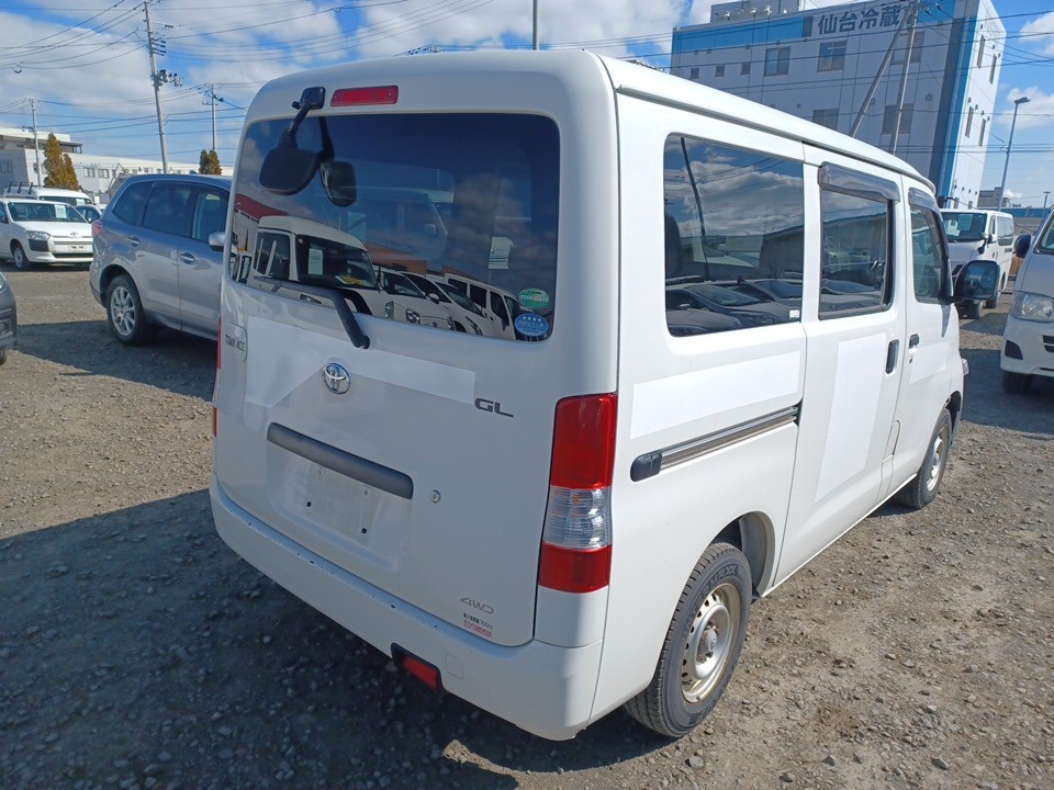 TOYOTA TOWN ACE