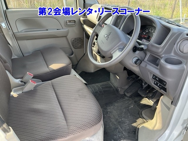 MITSUBISHI MINICAB