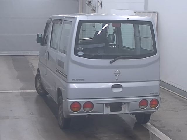 NISSAN CLIPPER