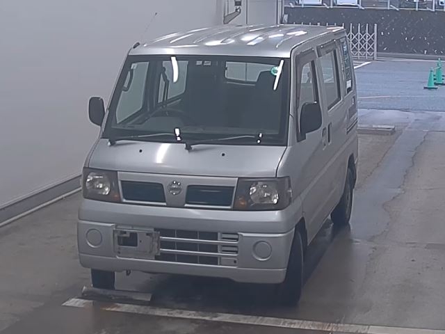 NISSAN CLIPPER
