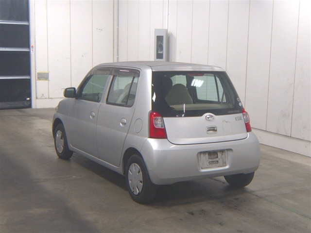 DAIHATSU ESSE