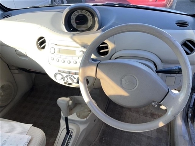 DAIHATSU ESSE