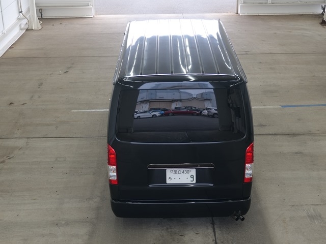 TOYOTA REGIUS ACE